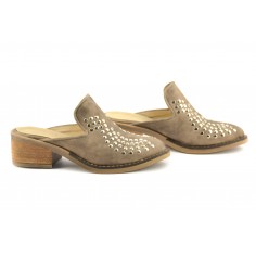 Zueco Cerrado De Cuero 2