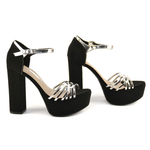 Sandalia Tiras Tacon