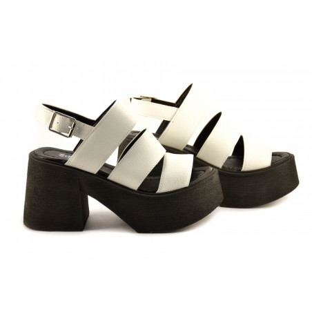 Sandalia 3 Tiras Tacona