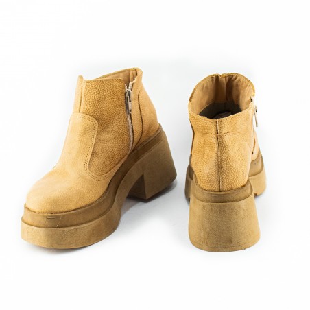 Botineta Lisa de Cuero