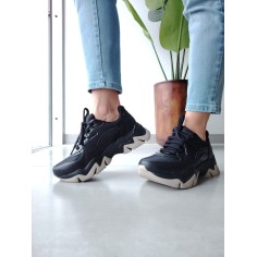 Zapatilla de Cuero Troya