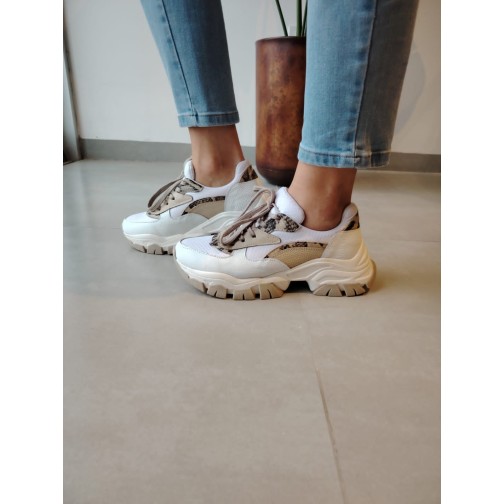 Zapatilla de Cuero Doha