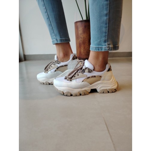 Zapatilla de Cuero Doha