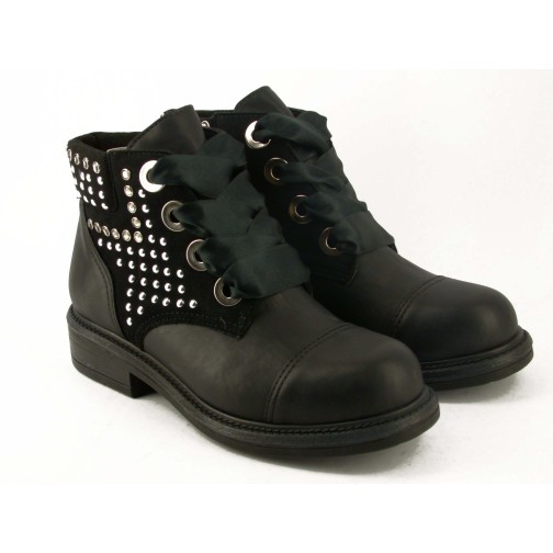 Borcego Cuero Tachas