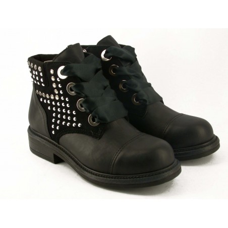 Borcego Cuero Tachas