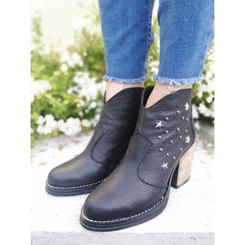 Botineta Melbourne de Cuero Apliques Estrella