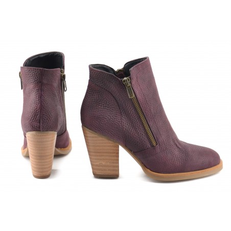 Bota Corta de Cuero Tacón