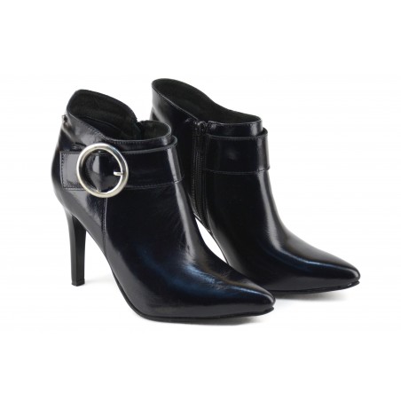 Botineta LXV de Cuero con Hebilla