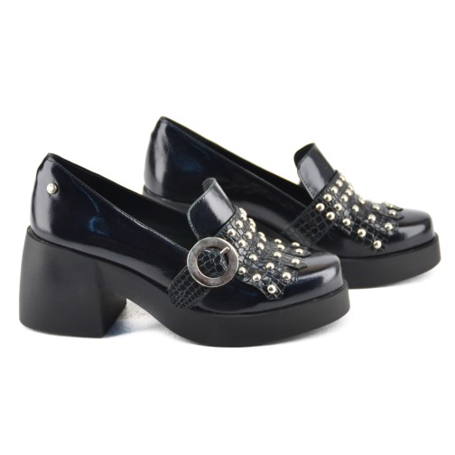 Zapato Charolado Tacon