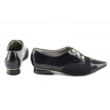 Zapato Charolado Tacon