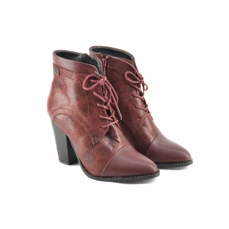 Botineta Con Cordon Tacon