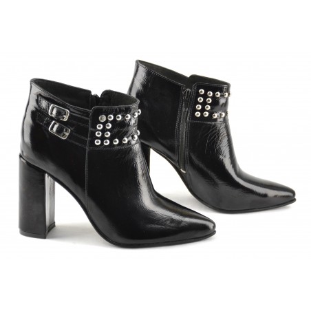 Botineta De Charon Tacon