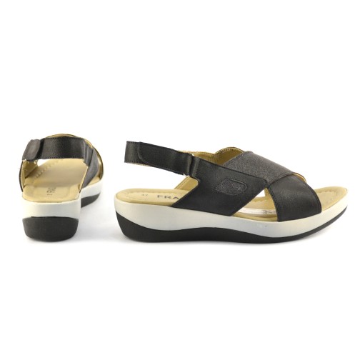 Sandalia Cruzada De Cuero